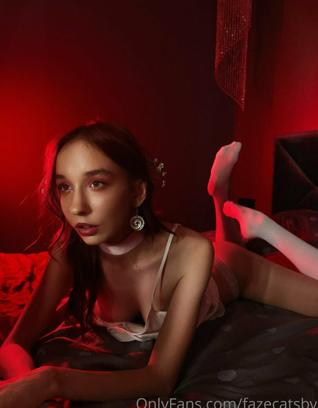 Обнаженная фотография утечки OnlyFans от Fazecatsby