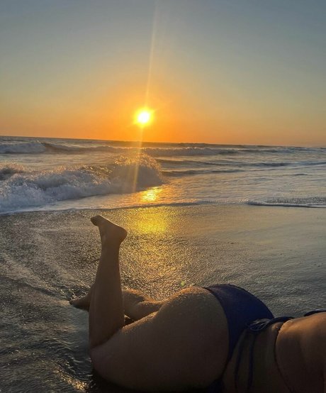 Naakte gelekte OnlyFans-foto van Yackguz