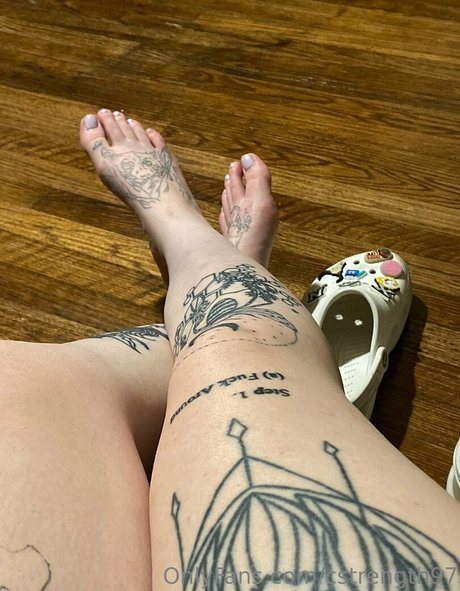 Обнаженная фотография утечки OnlyFans от Cstrength97