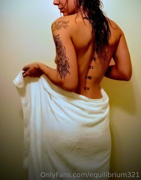 Equilibrium321 naked leaks OnlyFans pic