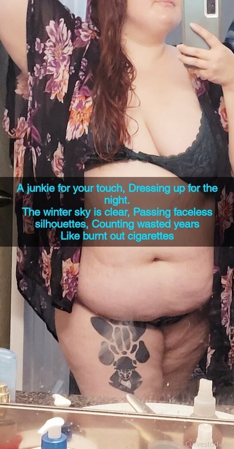 Nahá fotka uniklých OnlyFans od Curvestodiefor