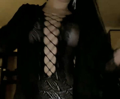 Nacktes geleaktes OnlyFans-Foto von Janym