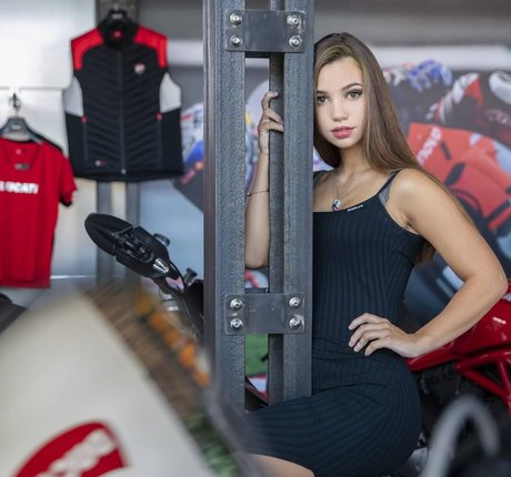 Nahá fotka uniklých OnlyFans od Fiege Eszter