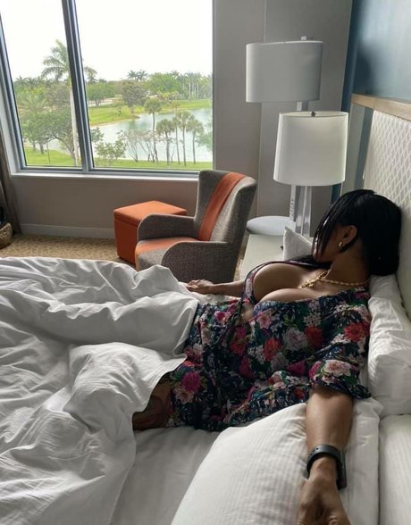 Naken lekkede OnlyFans-bilde av Odalys Borrero