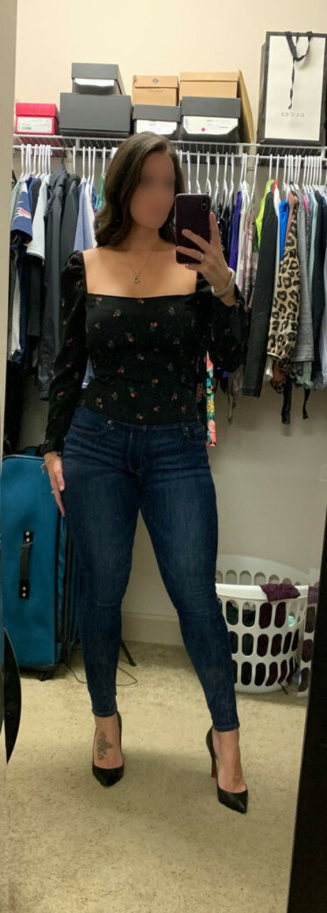 Naakte gelekte OnlyFans-foto van Sexy Wife