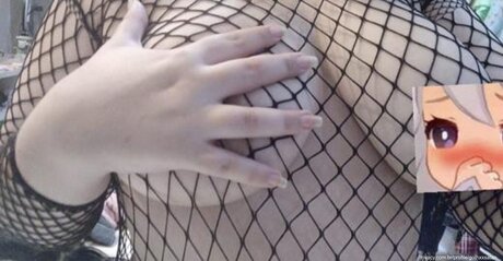 Alasti lekkinud OnlyFans-i pilt Gothxxsatan