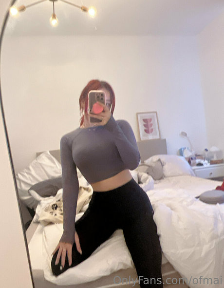 Обнаженная фотография утечки OnlyFans от Mai Le