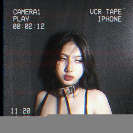 Обнаженная фотография утечки OnlyFans от Michaela Trinos