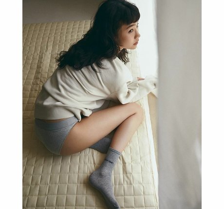 Обнаженная фотография утечки OnlyFans от Jung Hoyeon