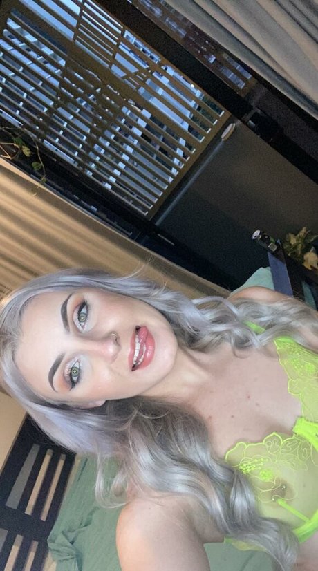 Julsxxx OnlyFansリークヌード写真