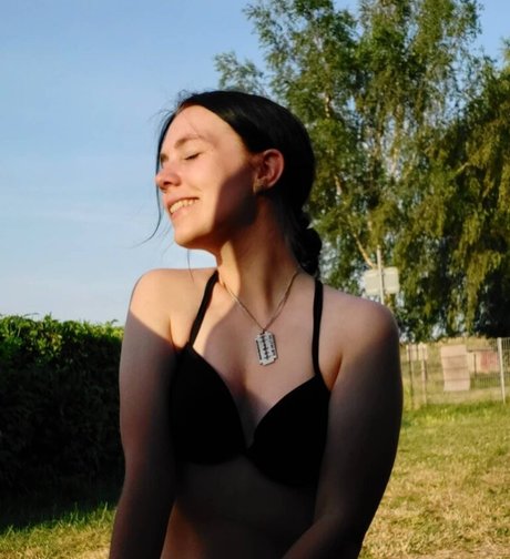 Naken lekkede OnlyFans-bilde av Silversparkles