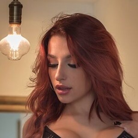 Naken lekkede OnlyFans-bilde av Izziexx