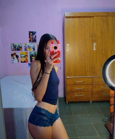 Gemeas Marina OnlyFans泄露裸照