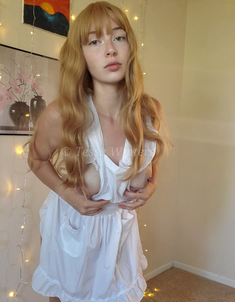 Naken läckt OnlyFans-bild av Tessa Winters