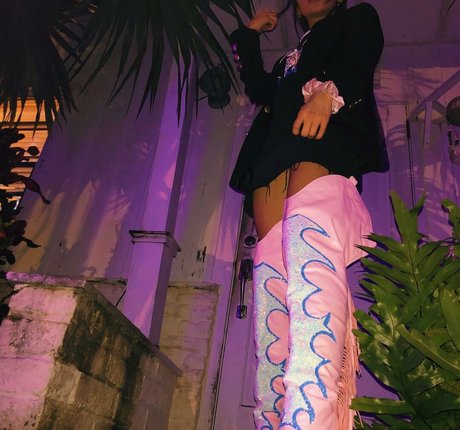 Antoenella OnlyFansリークヌード写真