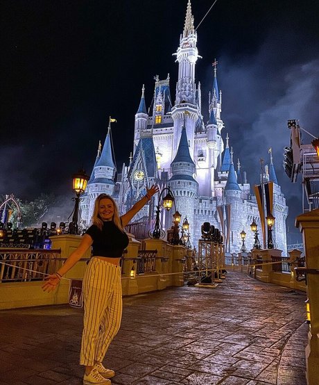 Обнаженная фотография утечки OnlyFans от Kirsty Eccleston