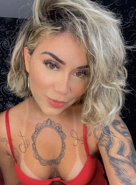 OnlyFans-model Akgouveia