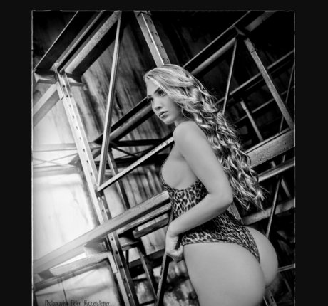 Alasti lekkinud OnlyFans-i pilt Yarinchen0402