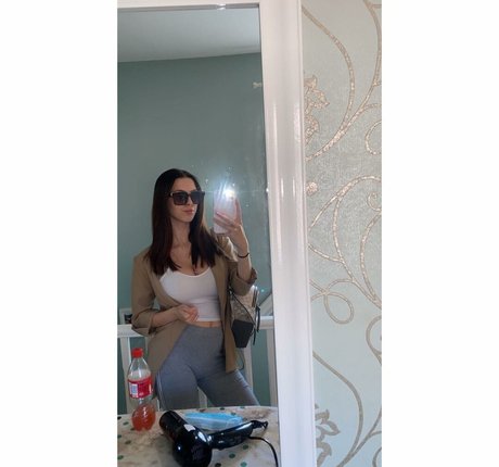 Naakte gelekte OnlyFans-foto van Chelsea Rowlinson