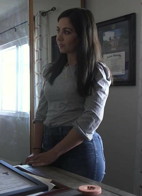 Photo nue de fuite OnlyFans de Dena Takruriaj