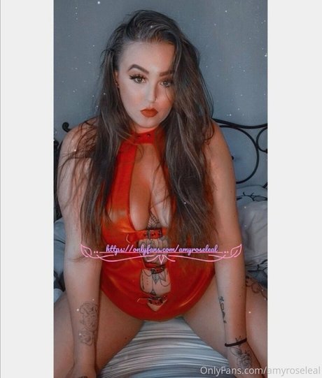 Nahá fotka uniklých OnlyFans od Amyroseleal