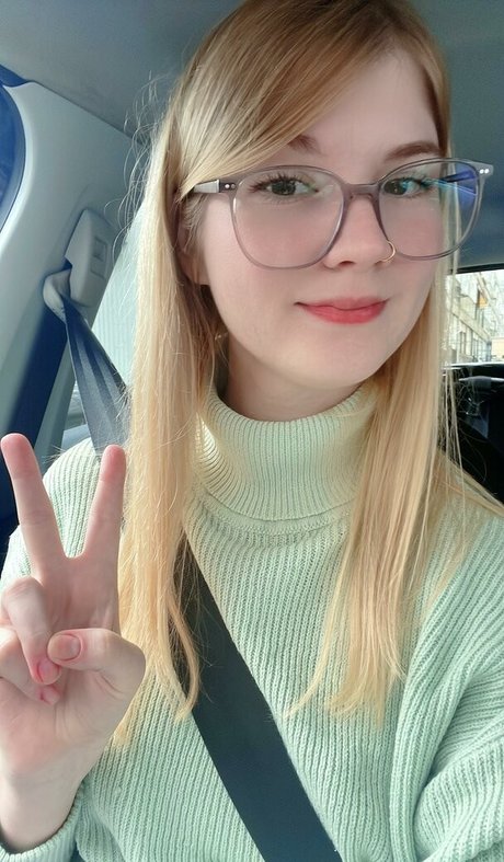 Ellenius OnlyFansリークヌード写真