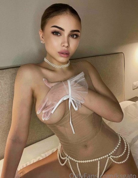 Naakte gelekte OnlyFans-foto van Kseniya Gato