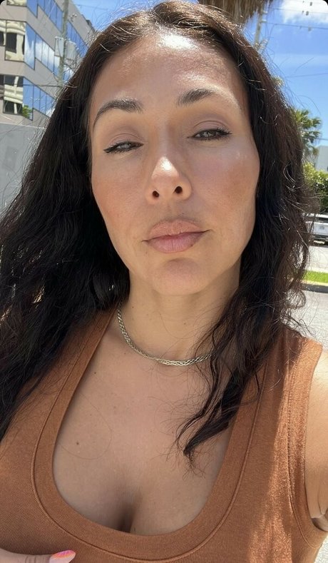 Angelica Curves OnlyFansリークヌード写真