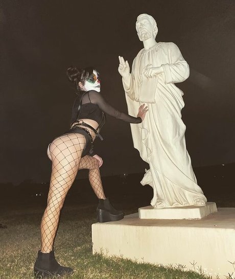 Naakte gelekte OnlyFans-foto van Tittywitch70