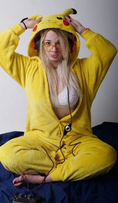 Luxirluwu naked leaks OnlyFans pic