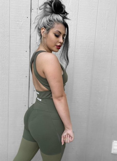 Foto di nudo di fuga di OnlyFans di Vipress