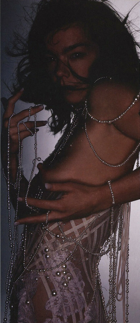 Alasti lekkinud OnlyFans-i pilt Bjork