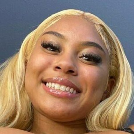 Nacktes geleaktes OnlyFans-Foto von Jasmyn Aaliyah