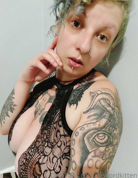 Naken läckt OnlyFans-bild av Discordkitten