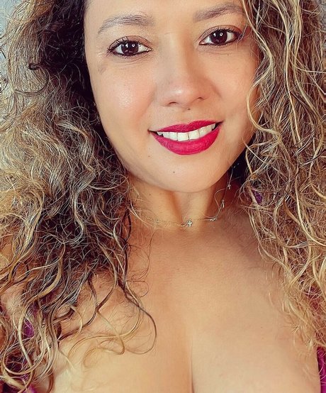 Photo nue de fuite OnlyFans de Milf Avocado