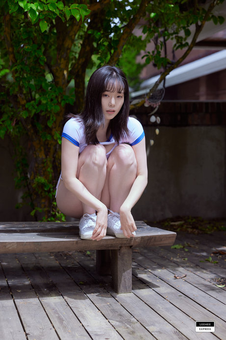 Naakte gelekte OnlyFans-foto van Piamodel