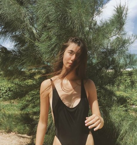 Naken lekkede OnlyFans-bilde av Crystulm3th