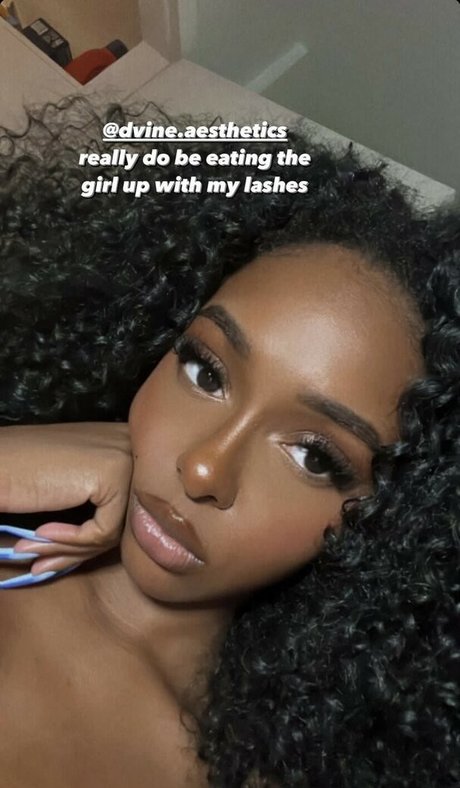 Foto di nudo di fuga di OnlyFans di Rave Vanias