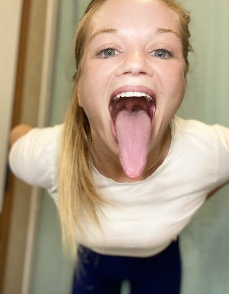 Nacktes geleaktes OnlyFans-Foto von Katelynlongtongue