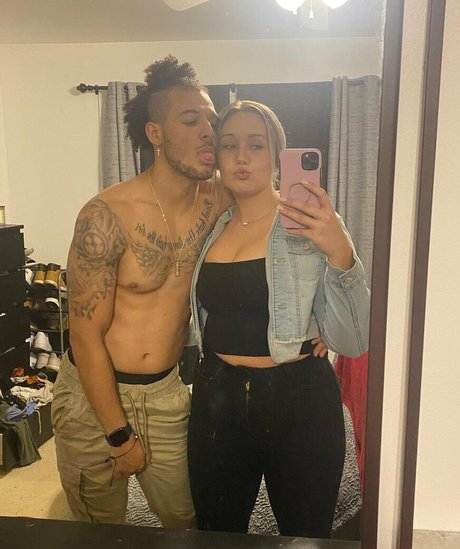 Обнаженная фотография утечки OnlyFans от Elaboratedreamz