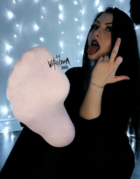 Foto di nudo di fuga di OnlyFans di Lilwitxh