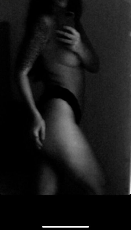 Naken lekkede OnlyFans-bilde av Jooma