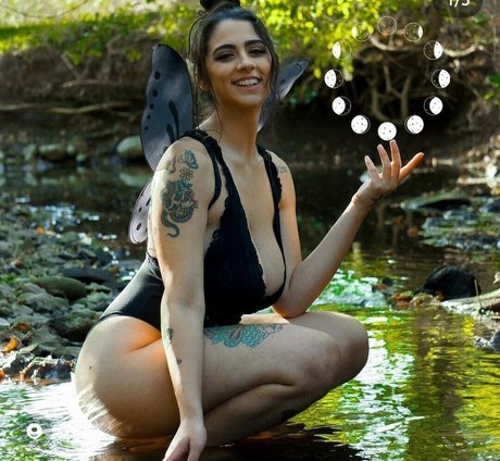 Danarhakos naked leaks OnlyFans pic