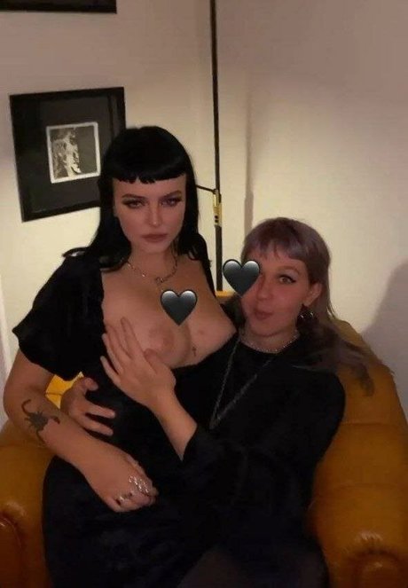 OnlyFans-model Knivklara