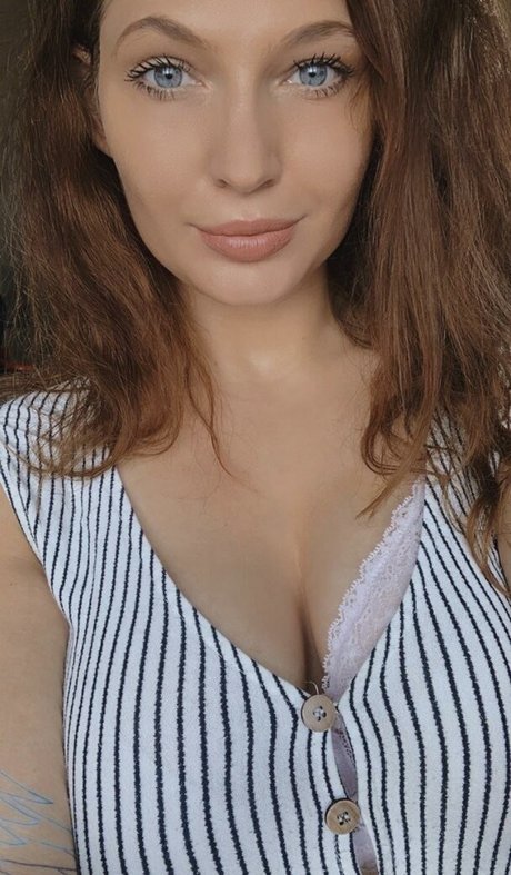 Photo nue de fuite OnlyFans de Lollipopfields