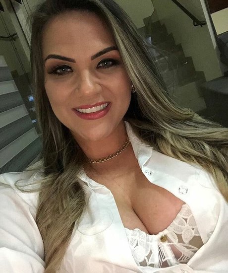 Alasti lekkinud OnlyFans-i pilt Elen Specht