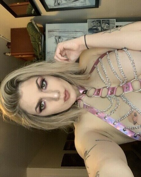 Naken lekkede OnlyFans-bilde av Xxxorcist