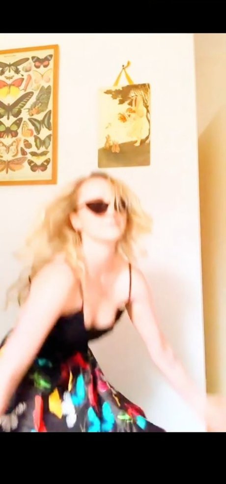 Nahá fotka uniklých OnlyFans od Evanna Lynch