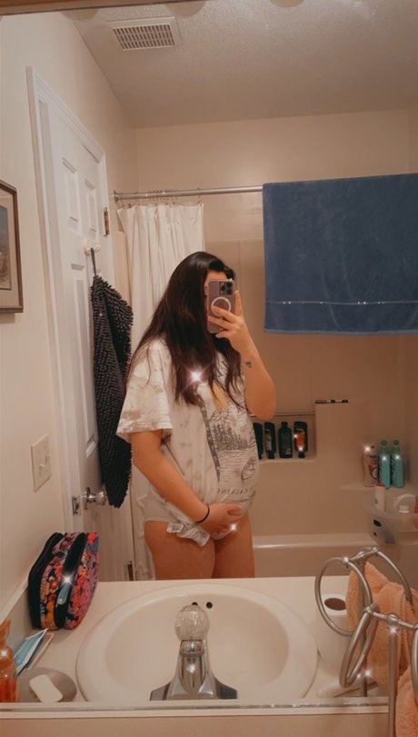 Naken lekkede OnlyFans-bilde av Thedjinnnn