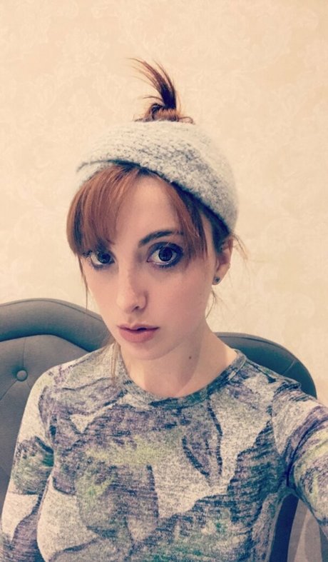 Nacktes geleaktes OnlyFans-Foto von Juliette Goglia